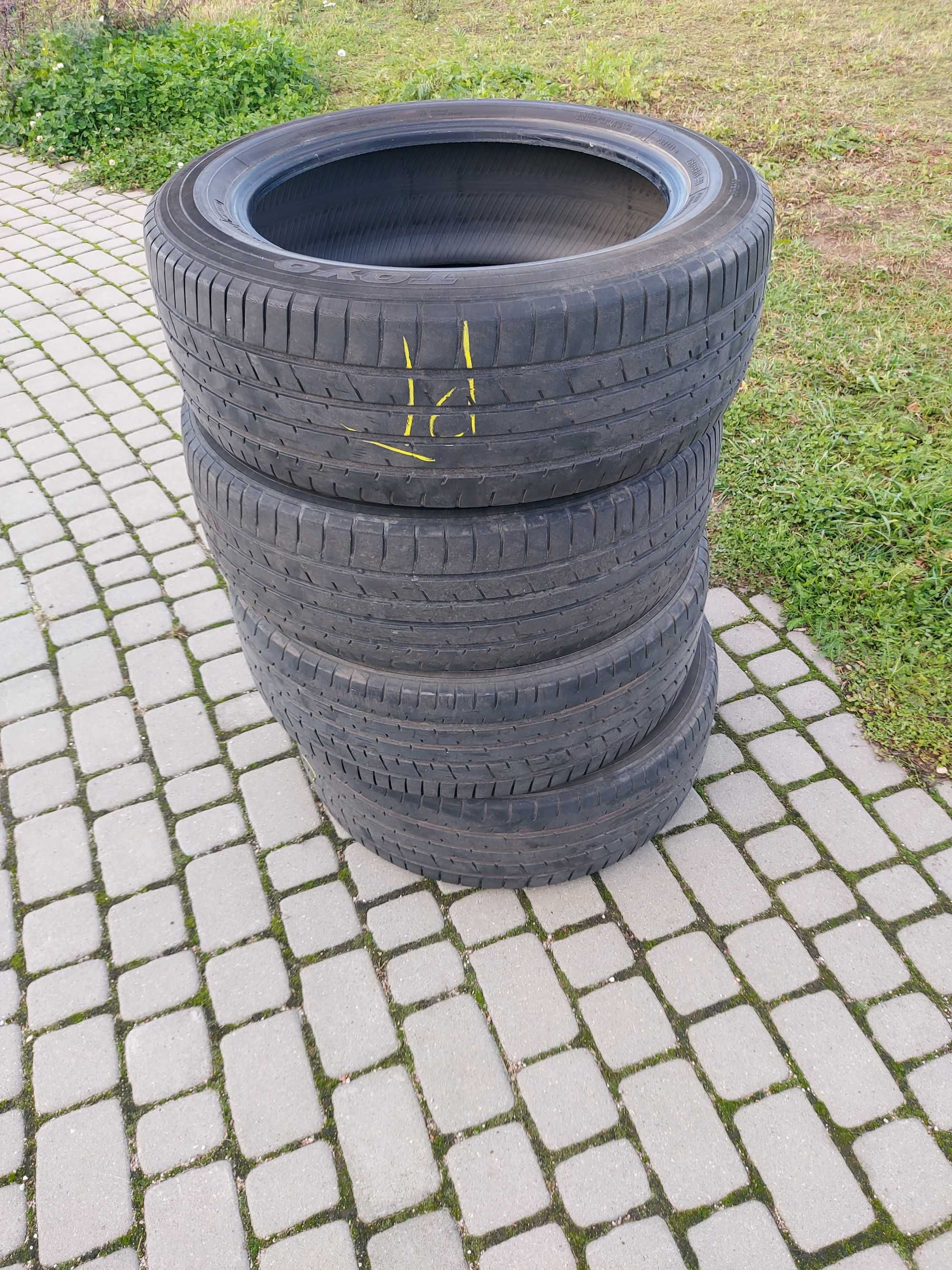 opony letnie, komplet (4 szt.), 225/55 R19 99V