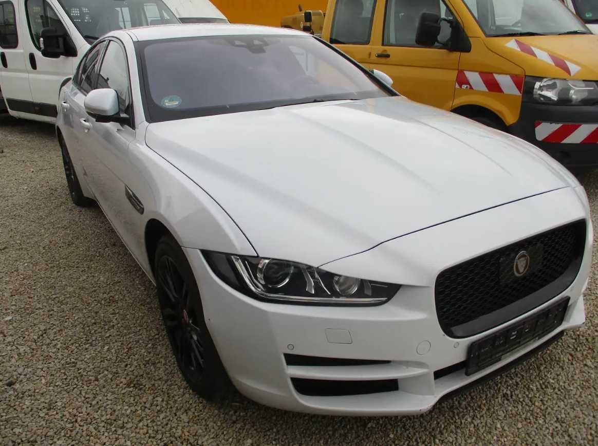 Бампер Jaguar XE X760 шрот Ягуар Икс Е разборка