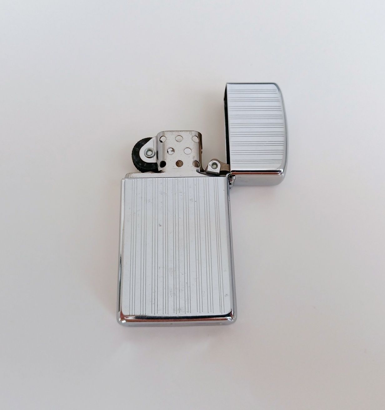 Zapalniczka Zippo Slim z 1996 roku