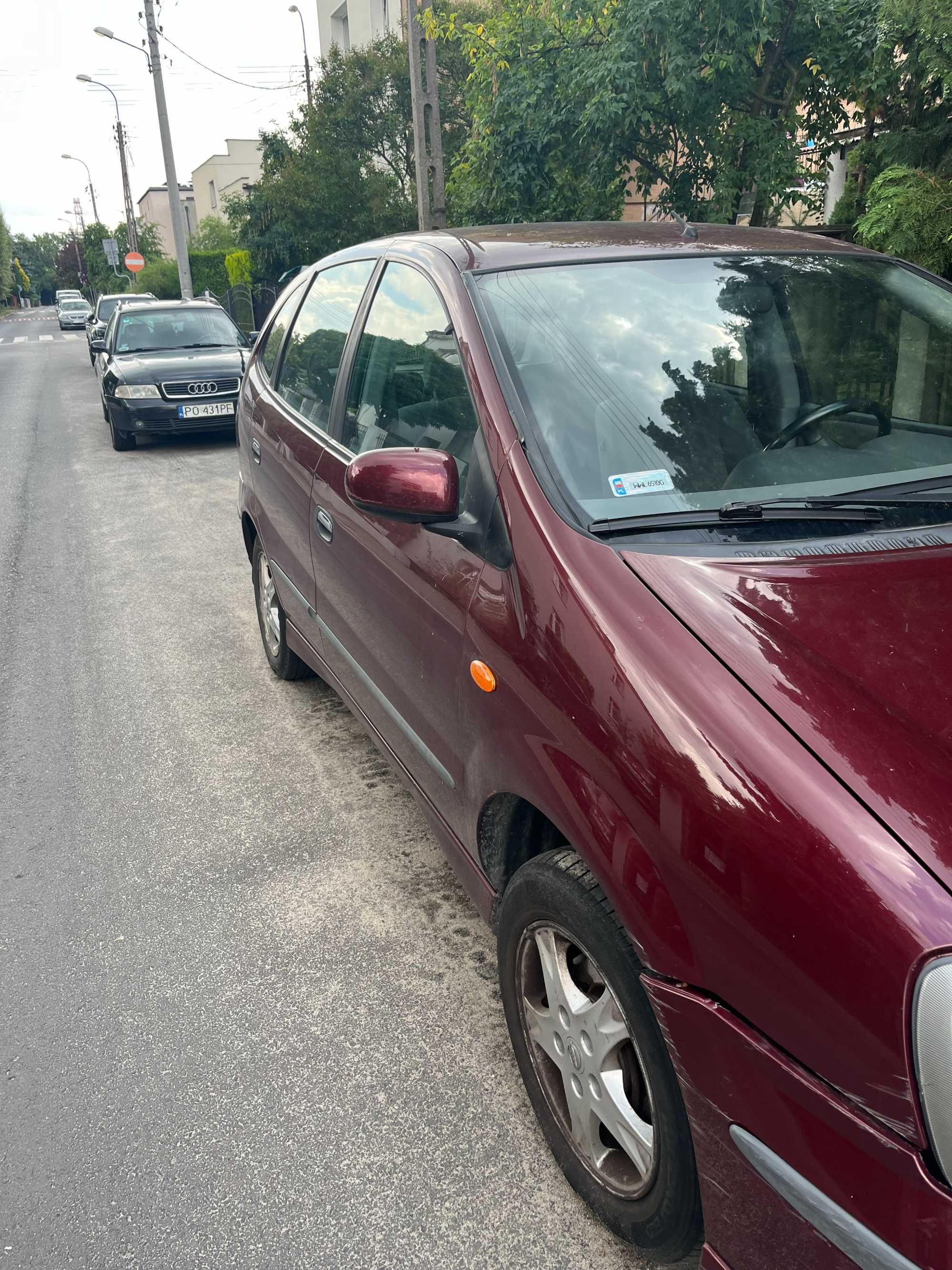 Nissan Almera Tino Poznań