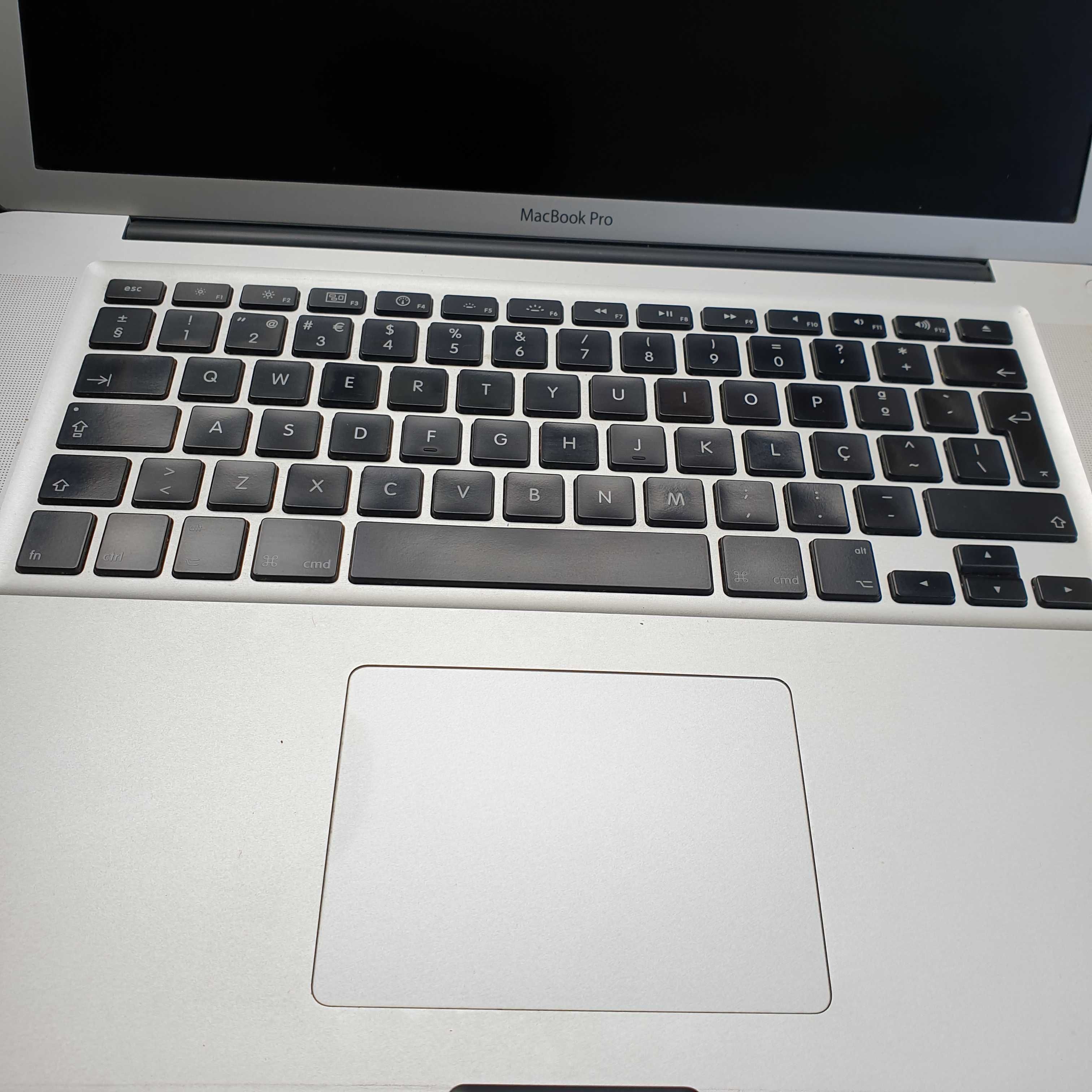 motherboard macbook pro A1286 de 2011, não liga, rest peças sob cons