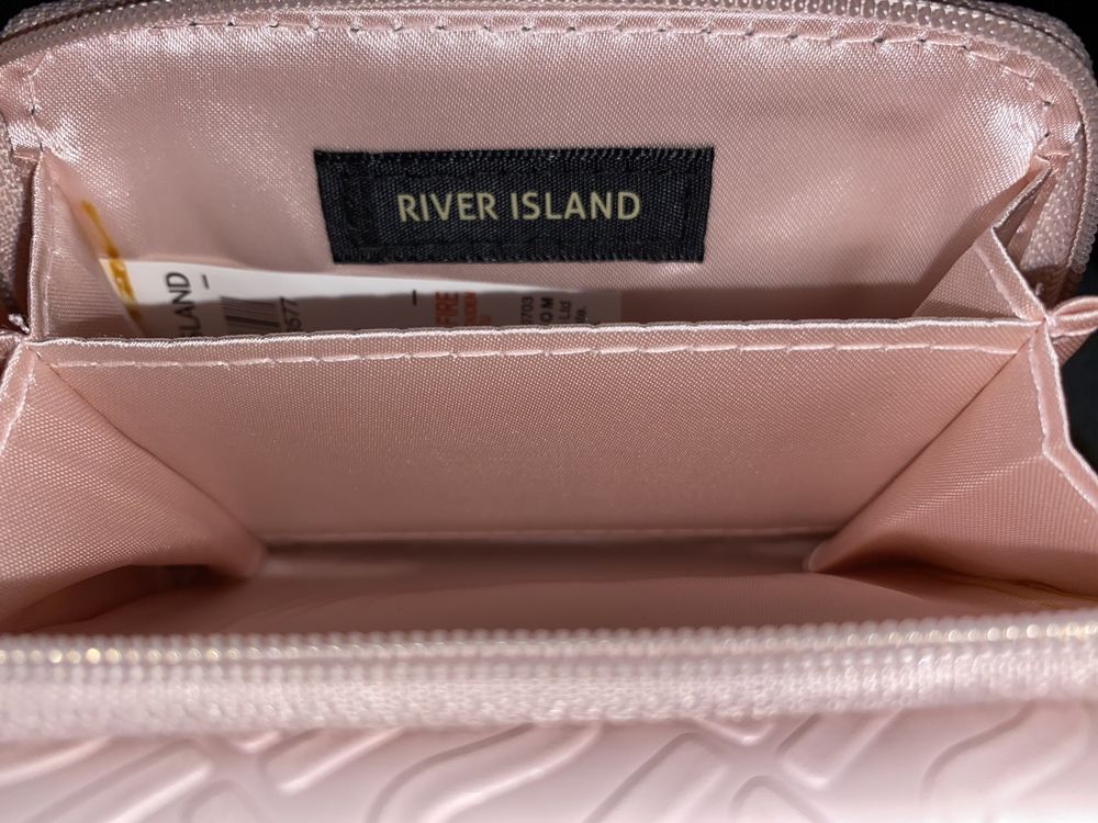 Carteira River Island