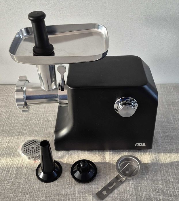Maszynka do mięsa ADE KA1801