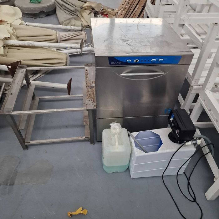 Zmywarka komorowa PLUVIA 260