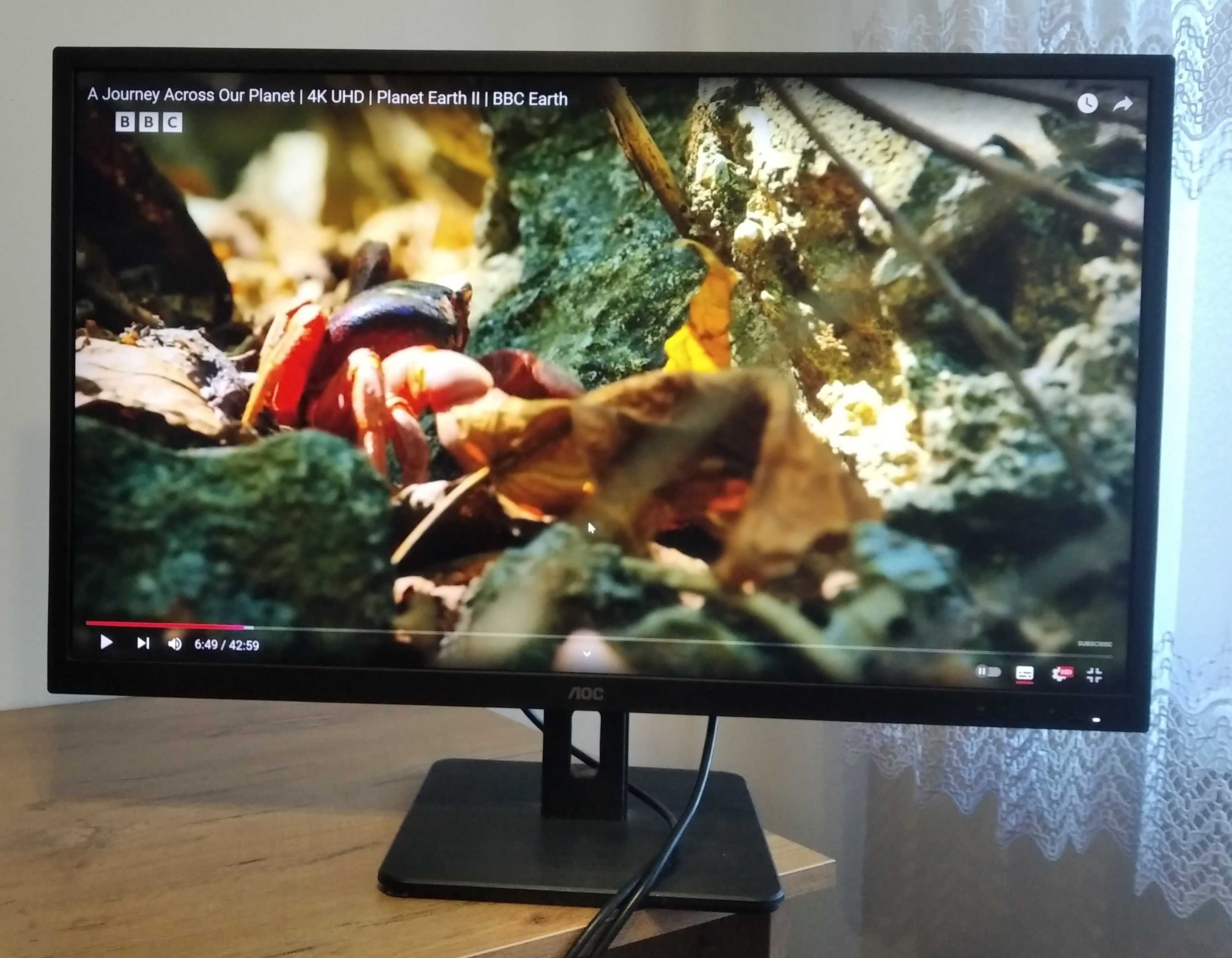 Monitor AOC 31,5 cala