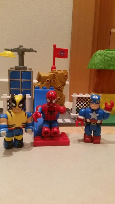 Parque aventura - Marvel com Homem Aranha, Capitão América e Wolverine