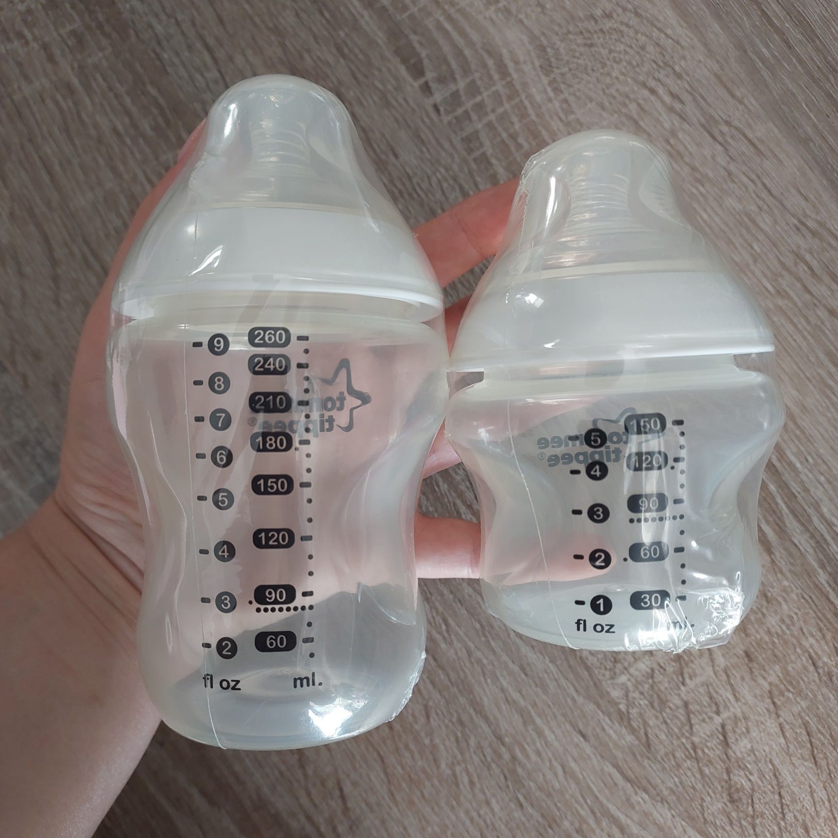 Пляшечка для годування новонароджених Tommee Tippee 150 мл, 260 мл