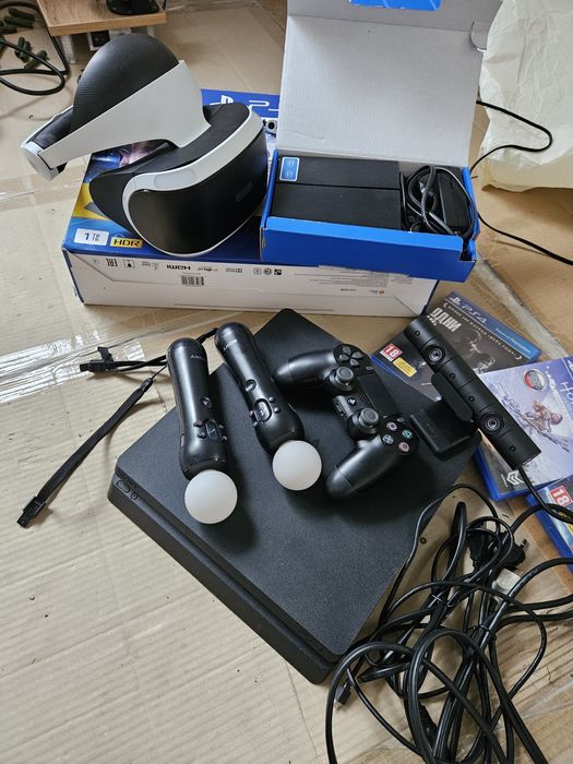 Playstation 4 Slim 1Tb + VR