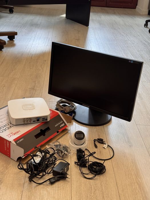 Відеоспостереження. Повний комплект камер + монітор