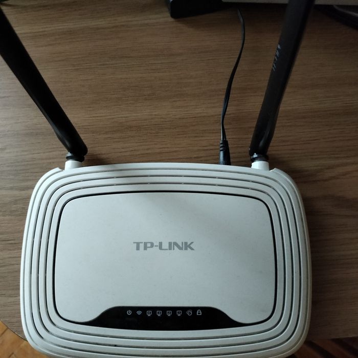 Продам роутер б/в