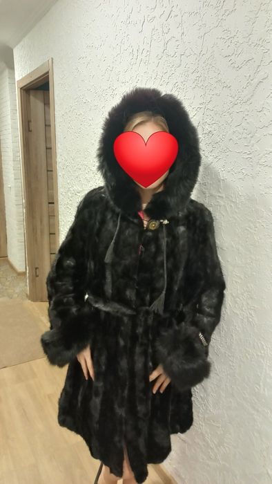 Норкова шуба з песцем