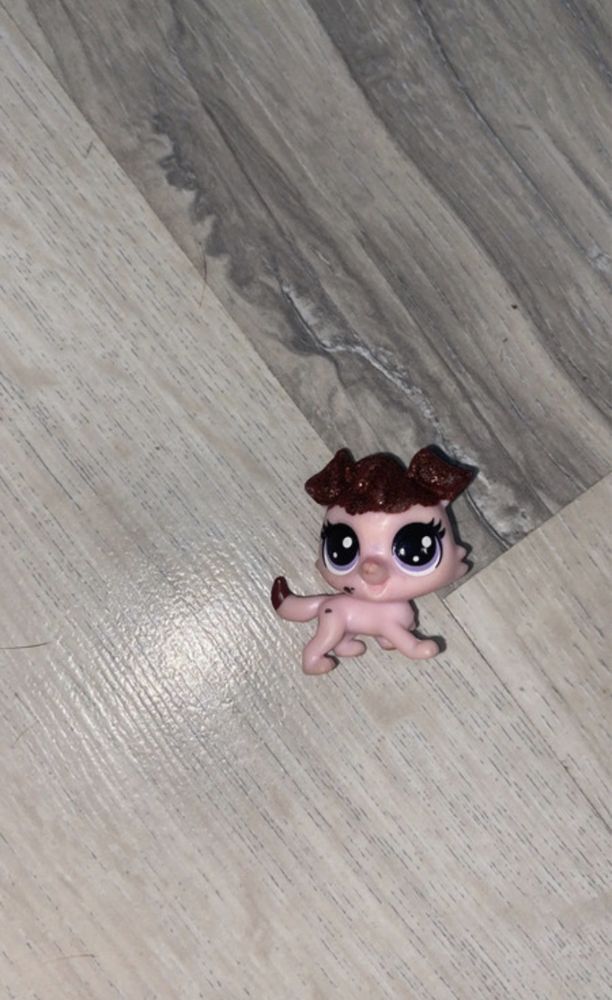 Littlest pet shop