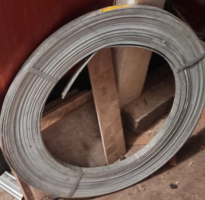 Bednarka taśma ocynkowana S235/DD11 50 metrów krążek/49 kg