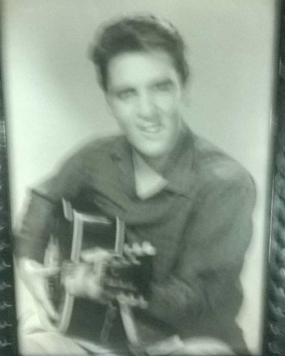 Moldura com estampa de Elvis Presley