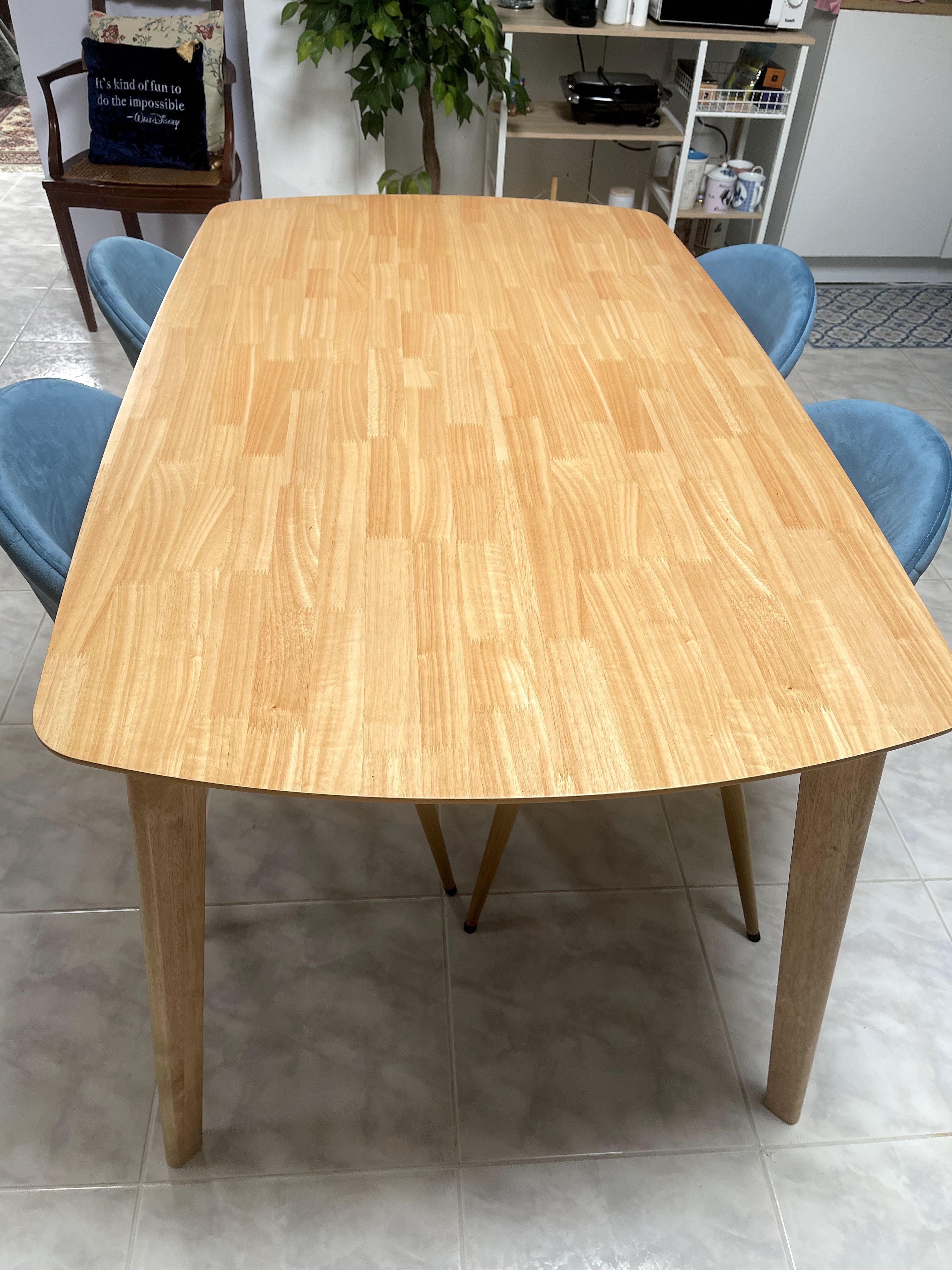 Mesa de Jantar Retangular de Madeira (150x90 cm)