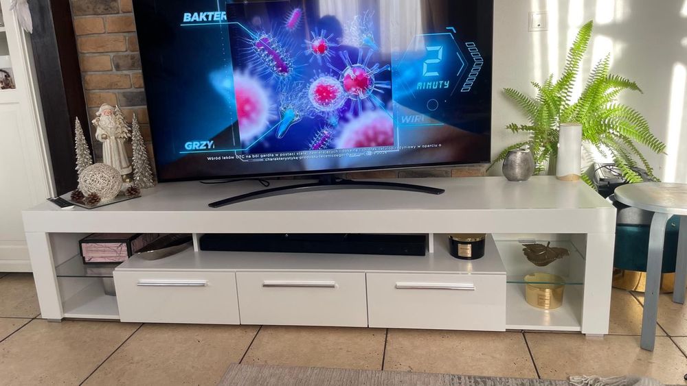 Szafka rtv biała z połyskiem turyn 2 z oświetleniem Agata Meble