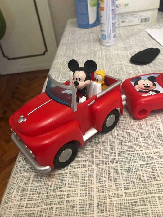 Brinquedo Carro telecomandado Mickey Mouse da Disney
