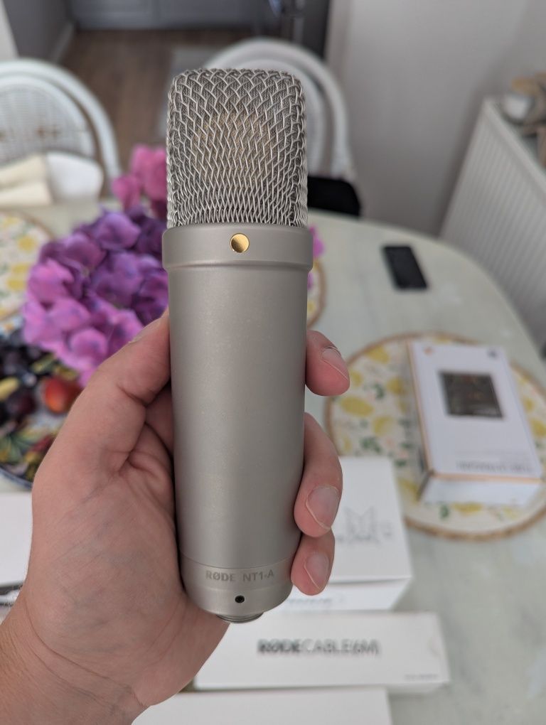 Rode NT1-A oraz Behringer MIC500USB jak nowe.