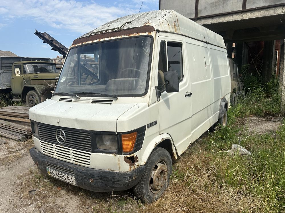 Продам Мерсадес 410