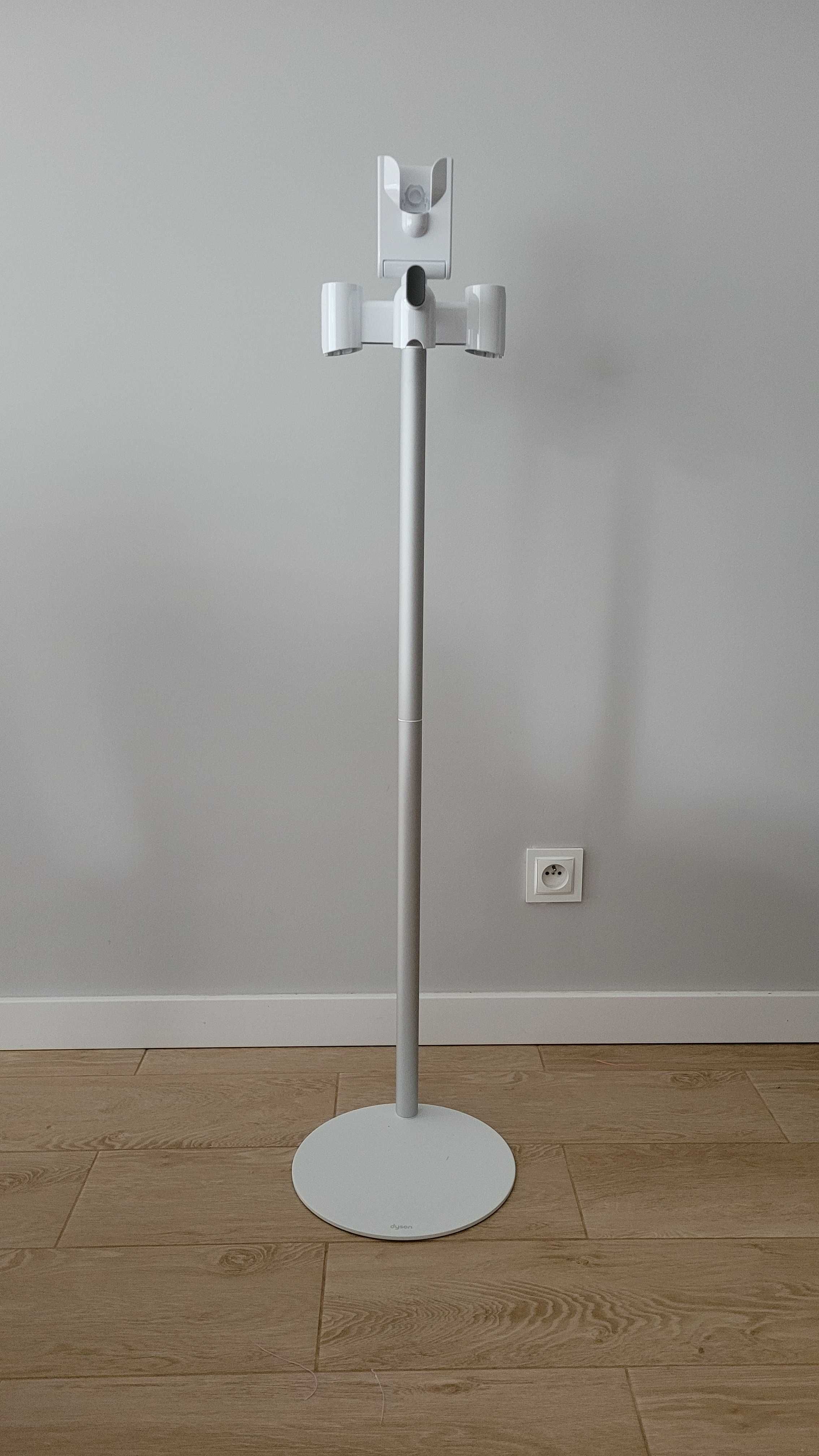Stacja dokująca Dyson Multi do V12