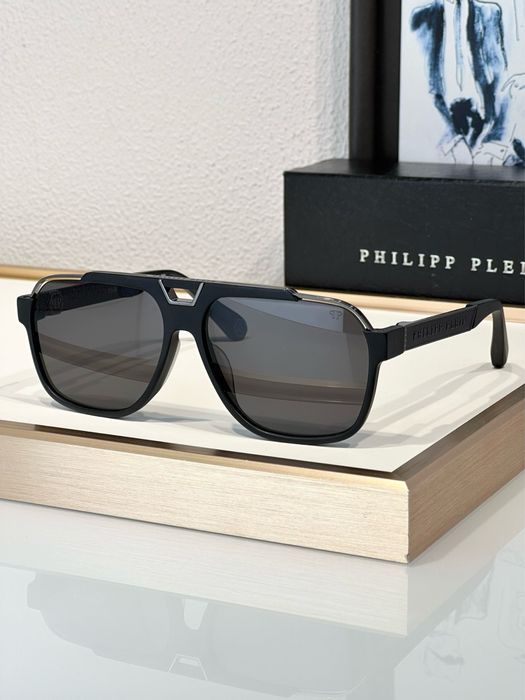 Oculos de sol Philipp Plein modelo SPP046M