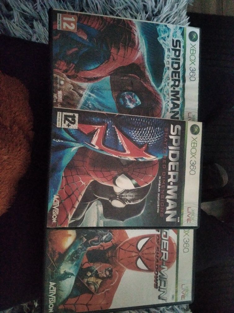 Продам диск  с игрой Spider-Man на,  Xbox 360