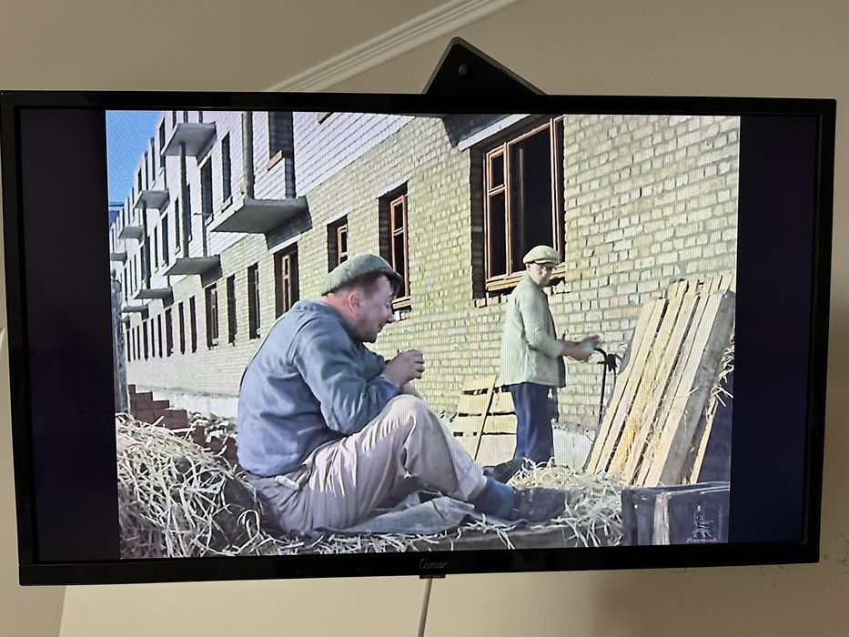 Продам телевизор 32 смарт