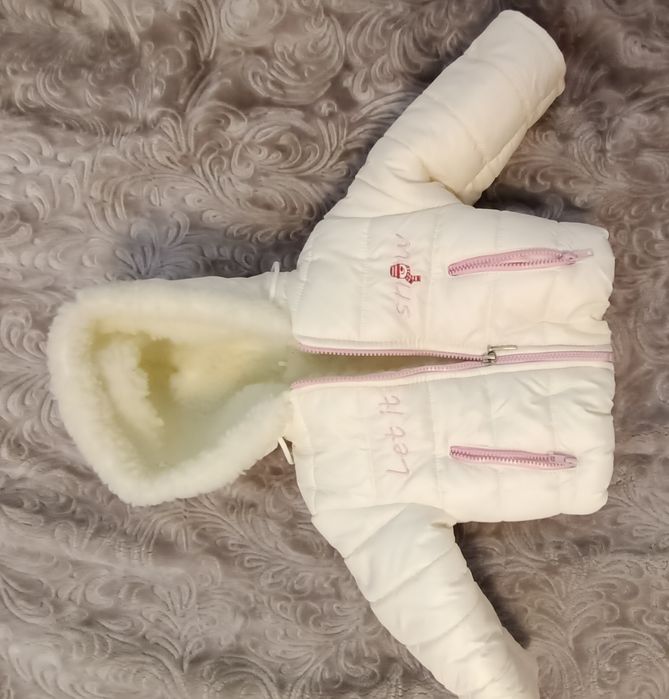 Дитячий комбінезон на дівчинку