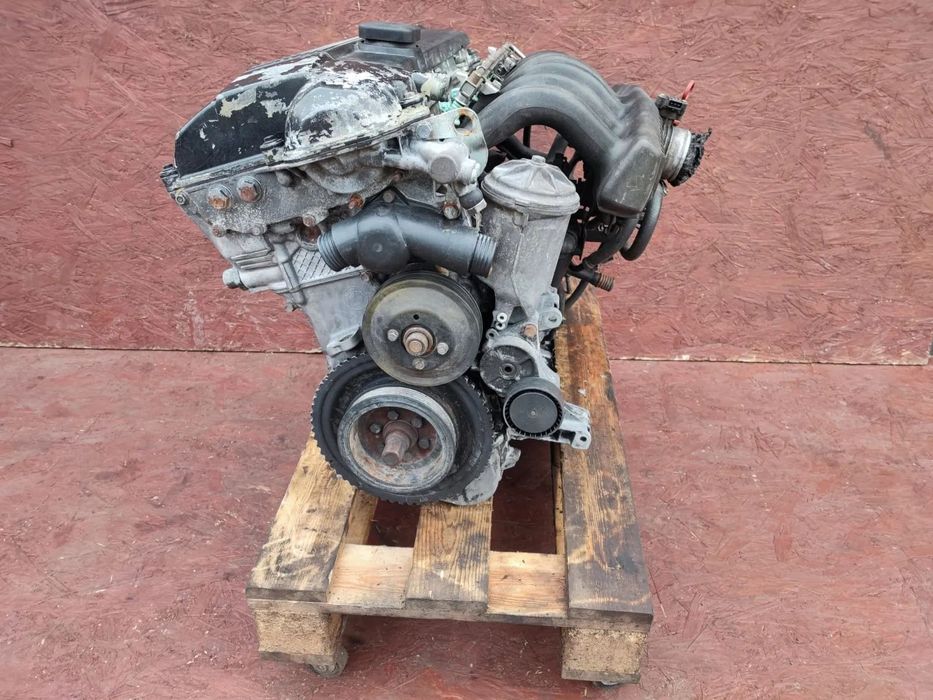 BMW E36 / E39 ORYGINALNY KOMPLETNY SŁUPEK SILNIKA M52B20 150KM + CEWKI + ROZRUSZNIK + KOLEKTOR SSĄCY + ALUMINIOWA POKRYWA RARYTAS O NR: 7 786 177 OEM. W BARDZO DOBRYM STANIE TECHNICZNYM.