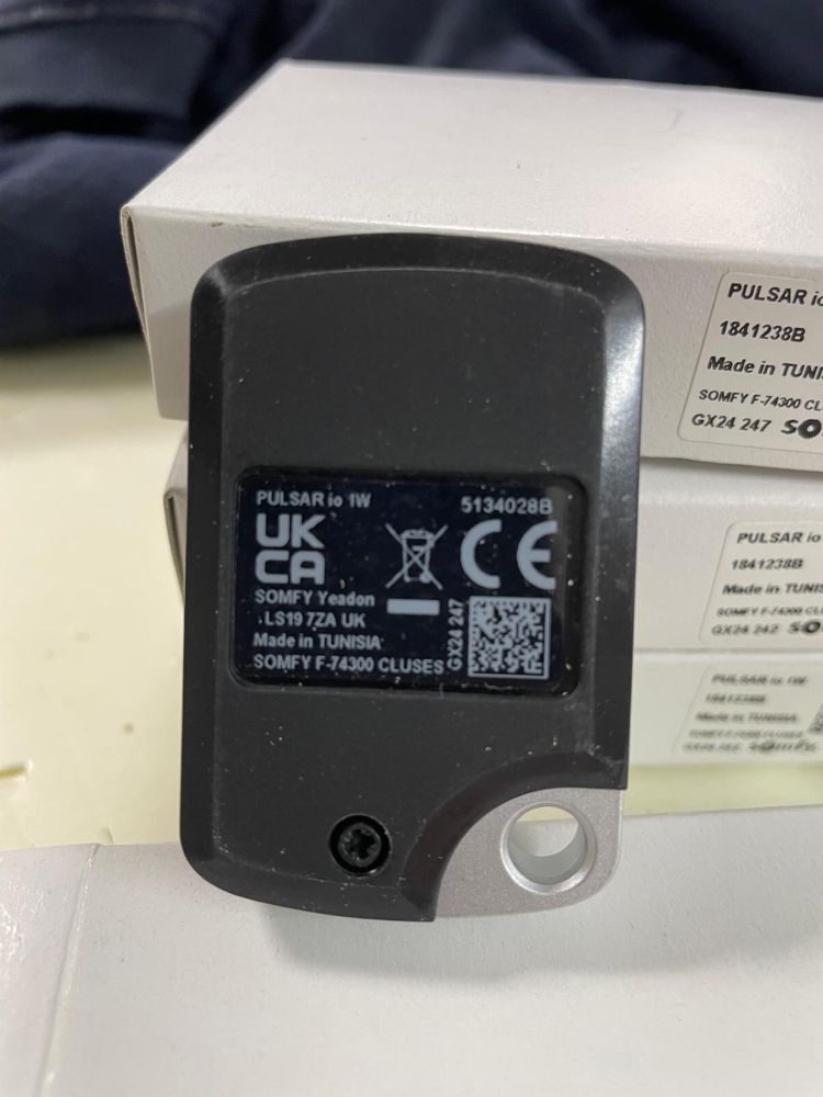 Pilot wiśniowski pulsar rts 4 kanałowy 433,92MHZ