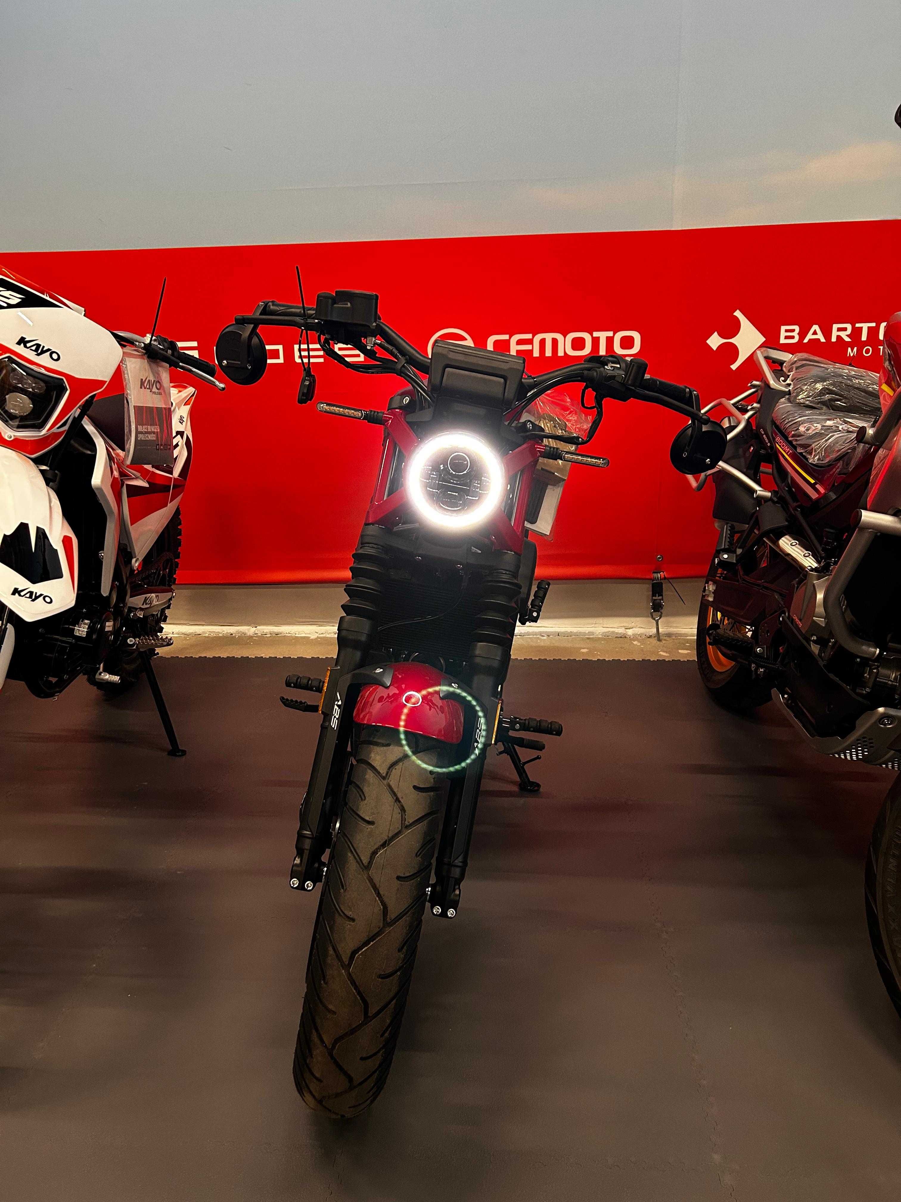 Motocykl Zontes  125 c2 ABS LED 2025 od ręki Cruiser QuadOn