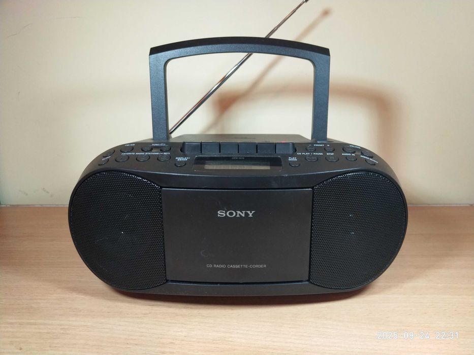 Магнітола Sony CFD-S70