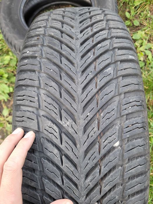 Nokian Seasonproof SUV 215/70 R16 wielosezonowe 2 + 2 gratis!