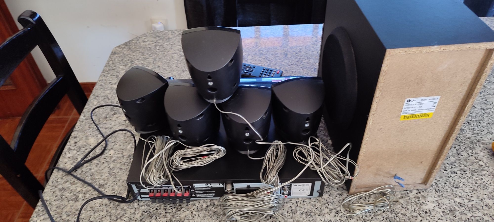 Home cinema LG com DVD  como novo