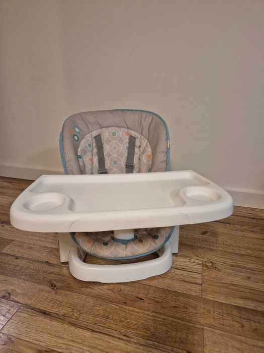 Krzesełko do karmienia nakładane na krzesło