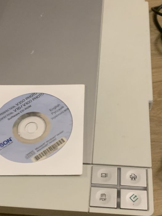 Сканер Epson Perfection V10