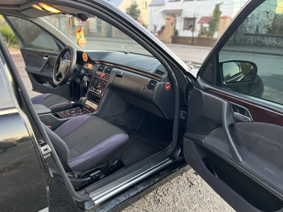 Мерседес не дорого