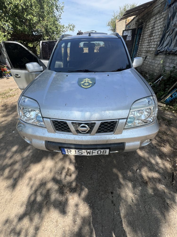 Продаю X-Трейл,машин в доброму стані,ціна договорна у капота,пишіть Лч