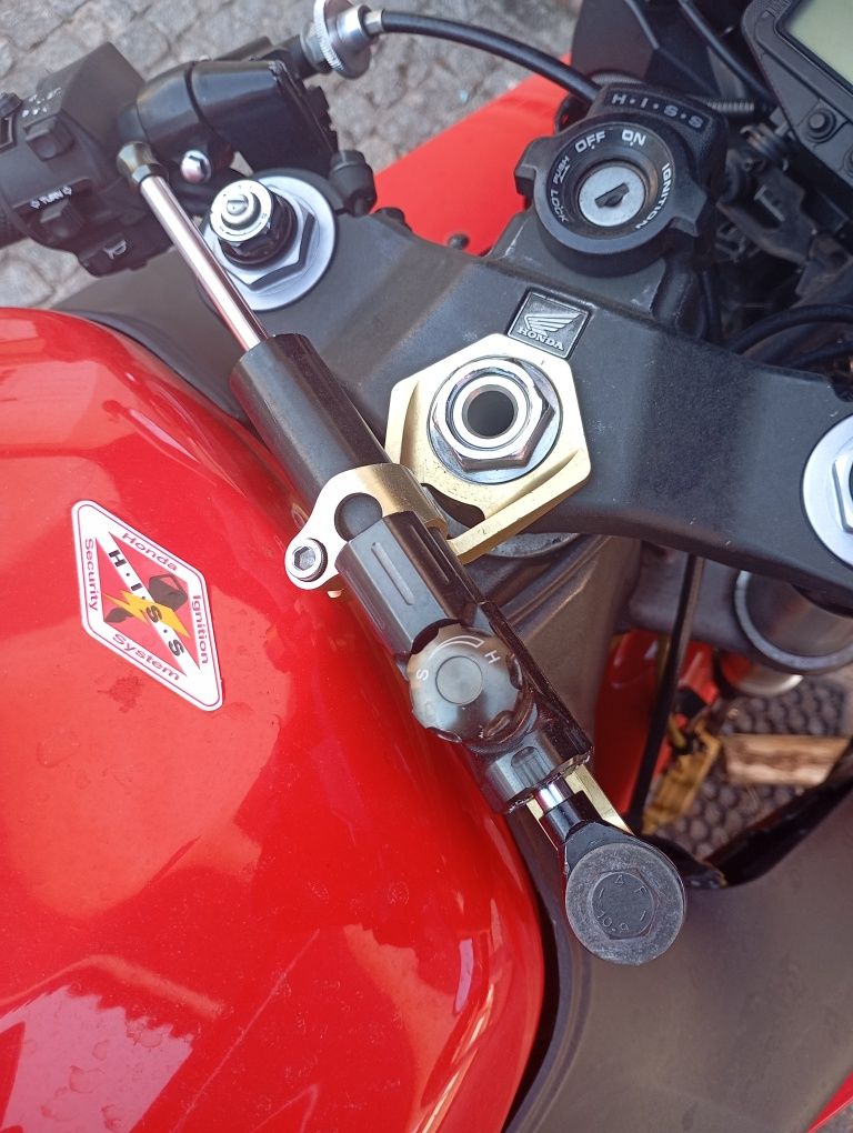 Honda CBR 954RR Fireblade
