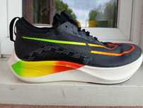 Nike Zoom Fly 4 buty do biegania r. 44,5