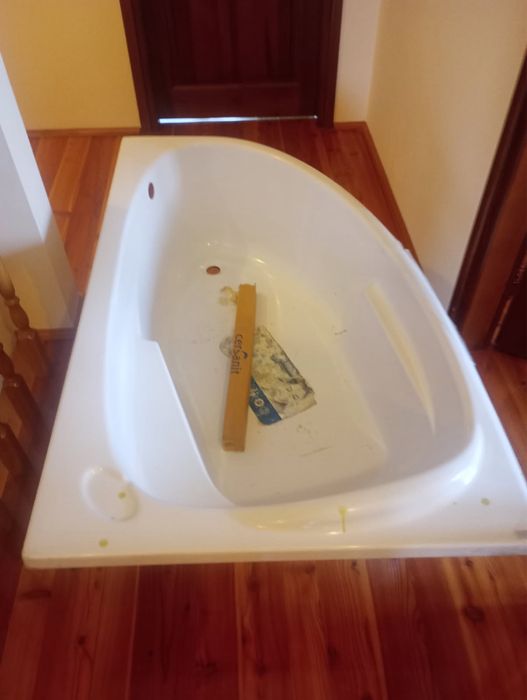 Wanna narożna nowa 150 cm.Cersanit.