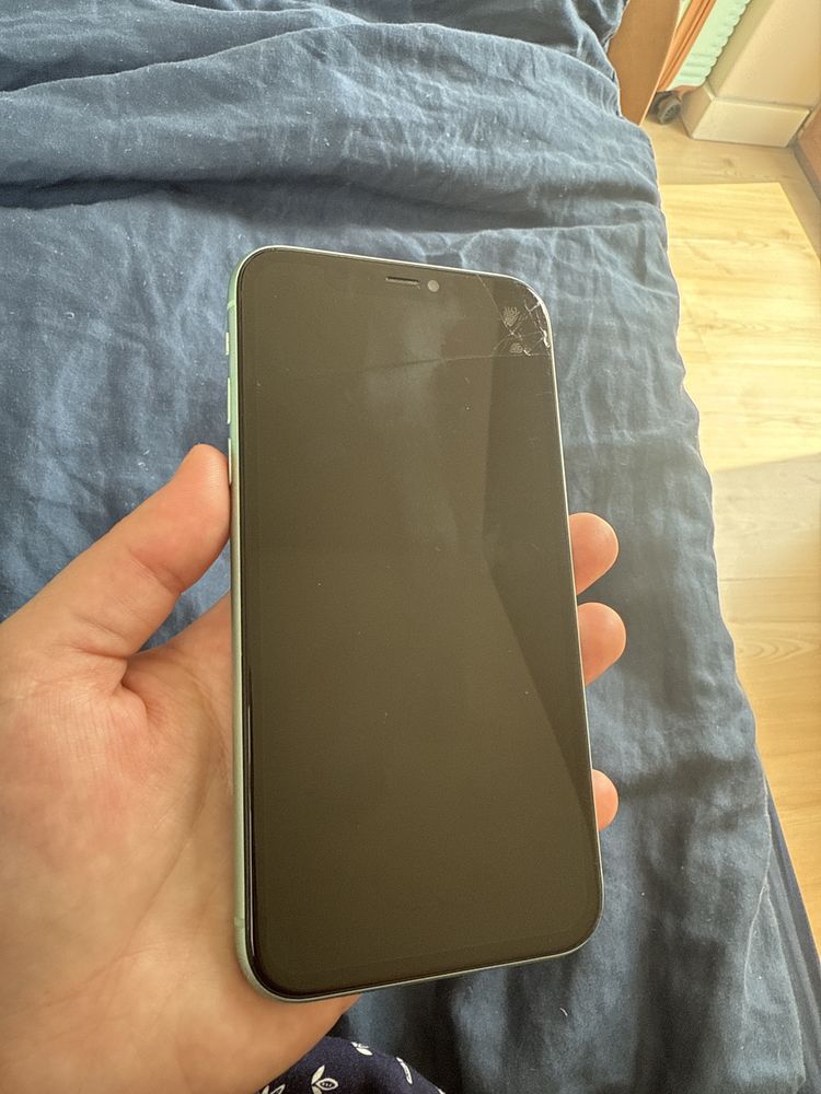 Sprzedm dwa Iphony 11