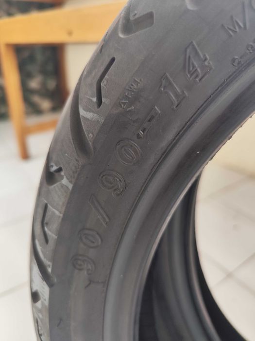 2 Pneus Novos de fábrica ( Frente e Trás) Honda Vision 2025