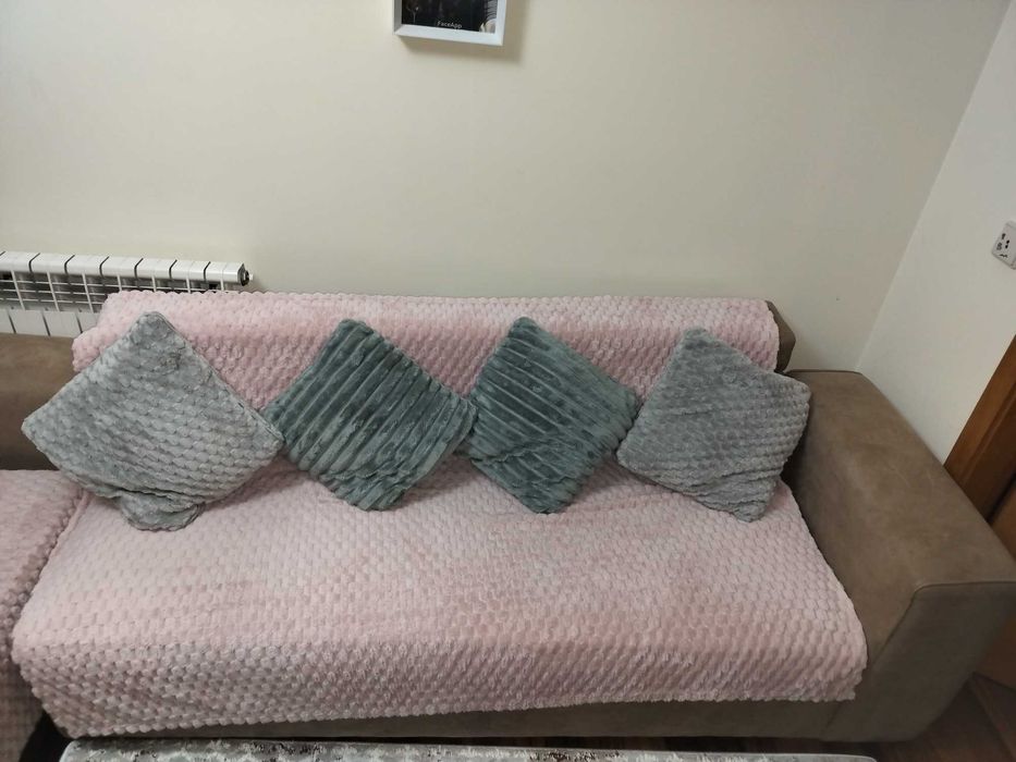 Vendo dois sofás em ótimo estado por 100€ em Braga Gualtar