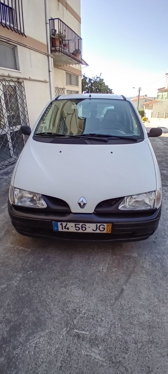 Para peças Renault Megane Scenic 1.4i