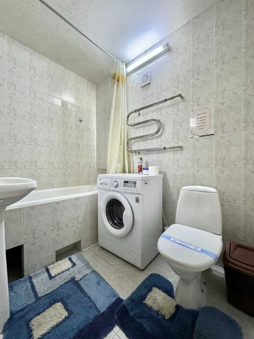 ApartPoltava3-кімн квартира ЦЕНТР, подобово , СВІТЛО завжди, ПРРО