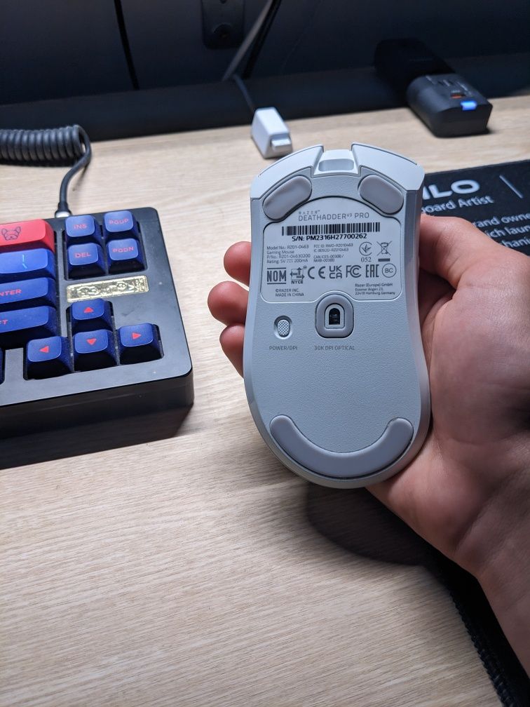 Мишка Razer deathadder v3 pro
