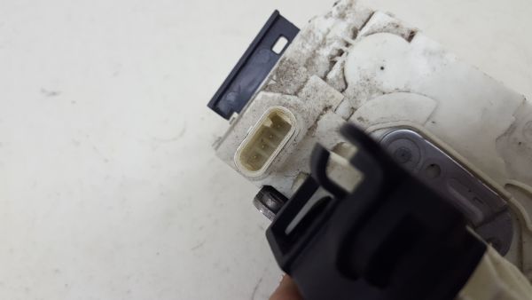 Fechadura / fecho porta trás esquerdo MERCEDES-BENZ Classe A (W176)