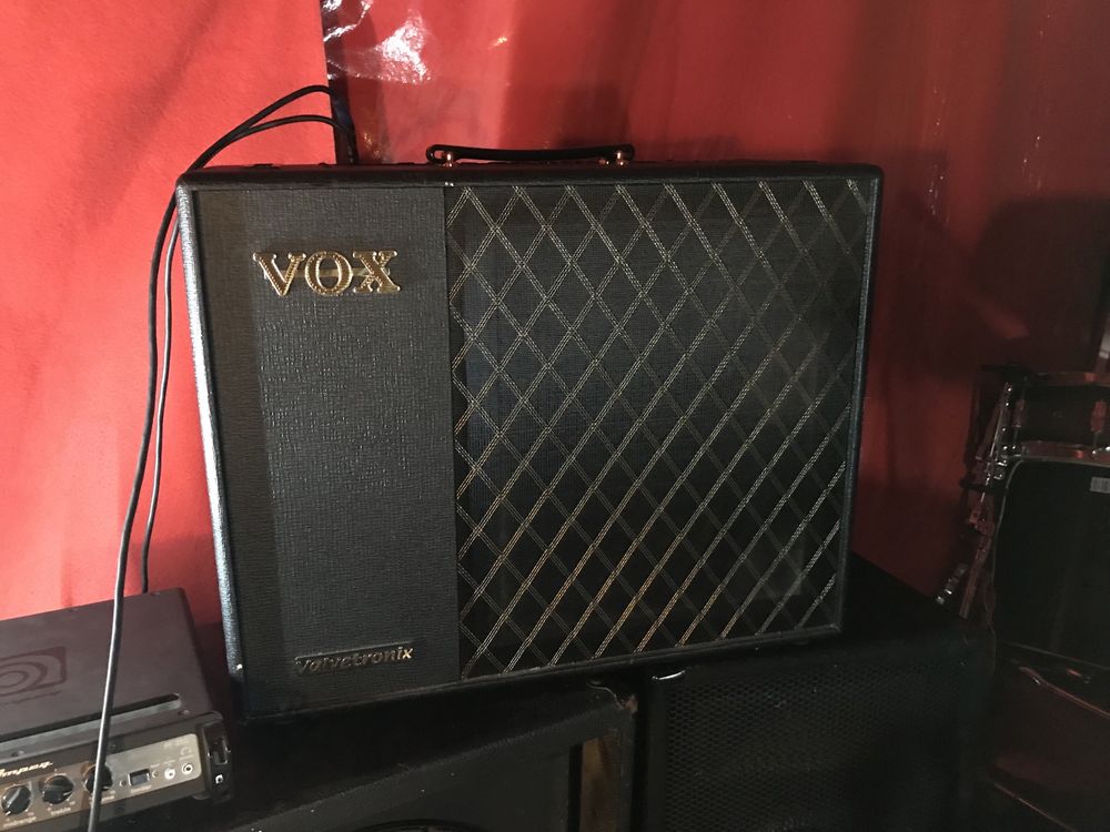 Vox valvetronix 100W