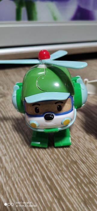 Продам машинки Робокар Полі